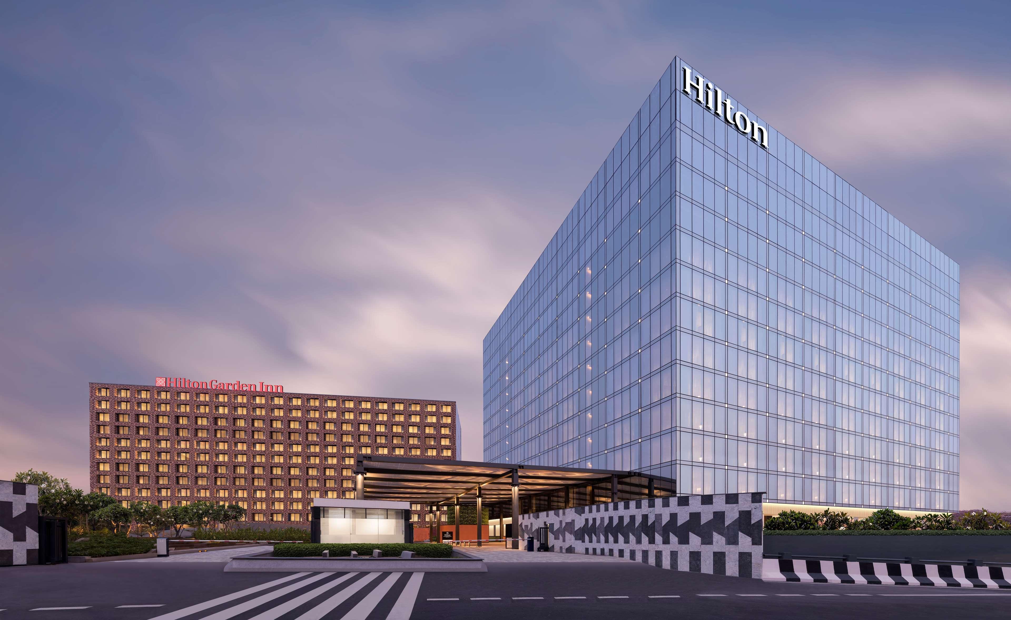 Hilton Garden Inn Bengaluru Embassy Manyata Business Park ภายนอก รูปภาพ