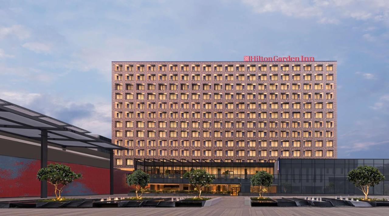 Hilton Garden Inn Bengaluru Embassy Manyata Business Park ภายนอก รูปภาพ