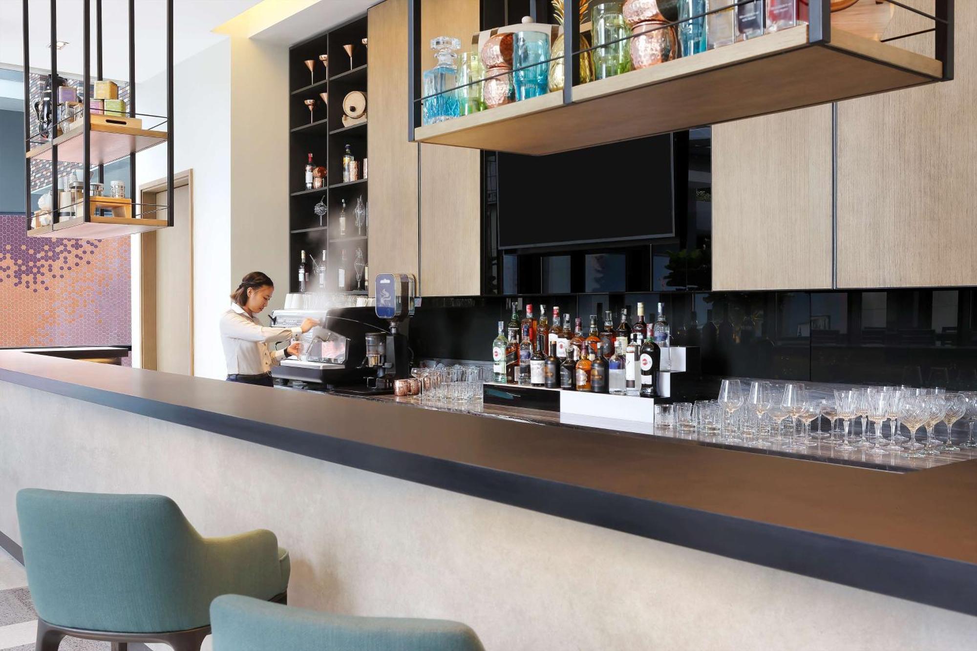 Hilton Garden Inn Bengaluru Embassy Manyata Business Park ภายนอก รูปภาพ
