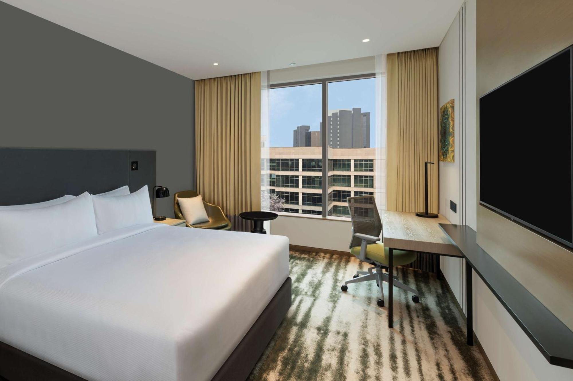 Hilton Garden Inn Bengaluru Embassy Manyata Business Park ภายนอก รูปภาพ
