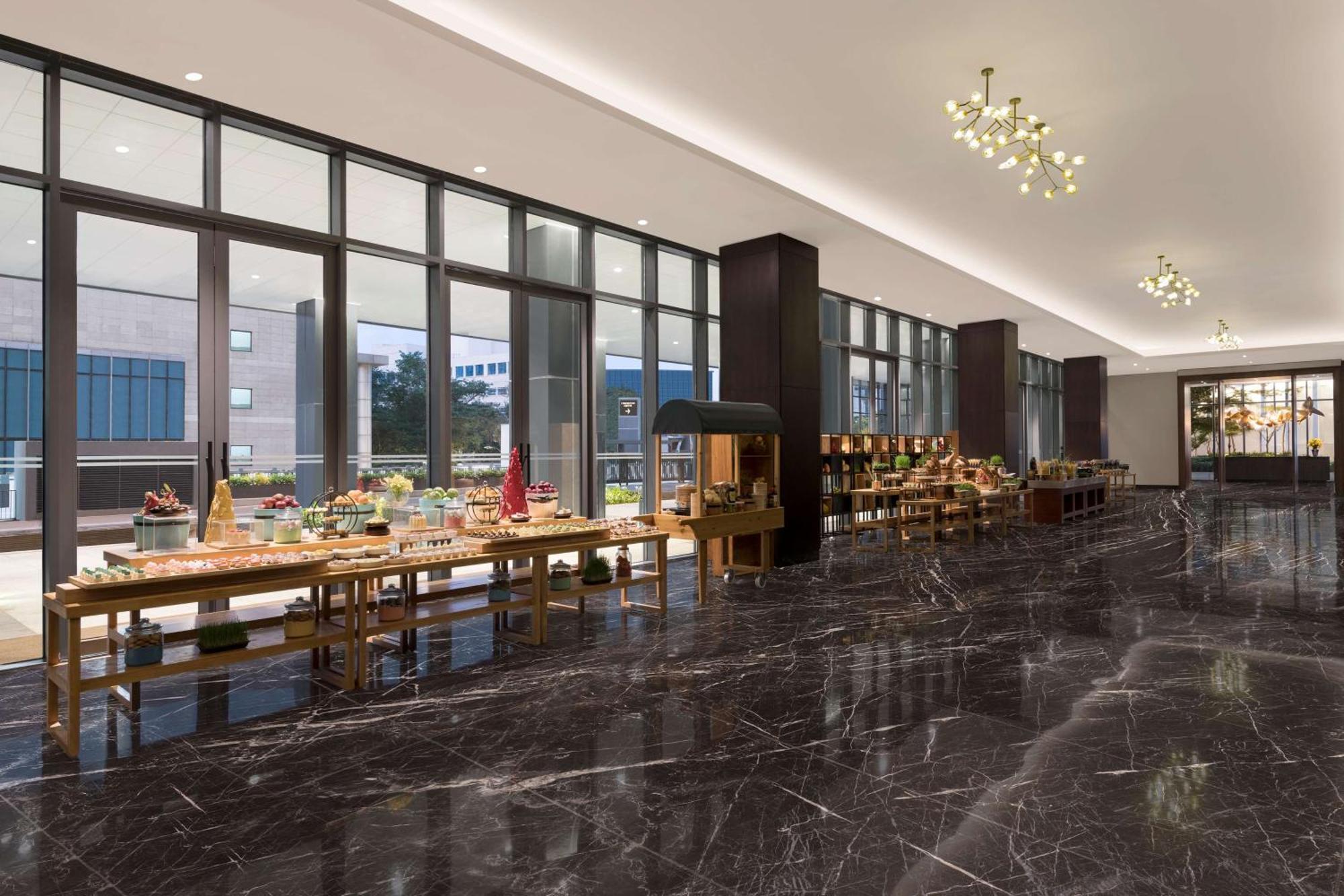 Hilton Garden Inn Bengaluru Embassy Manyata Business Park ภายนอก รูปภาพ