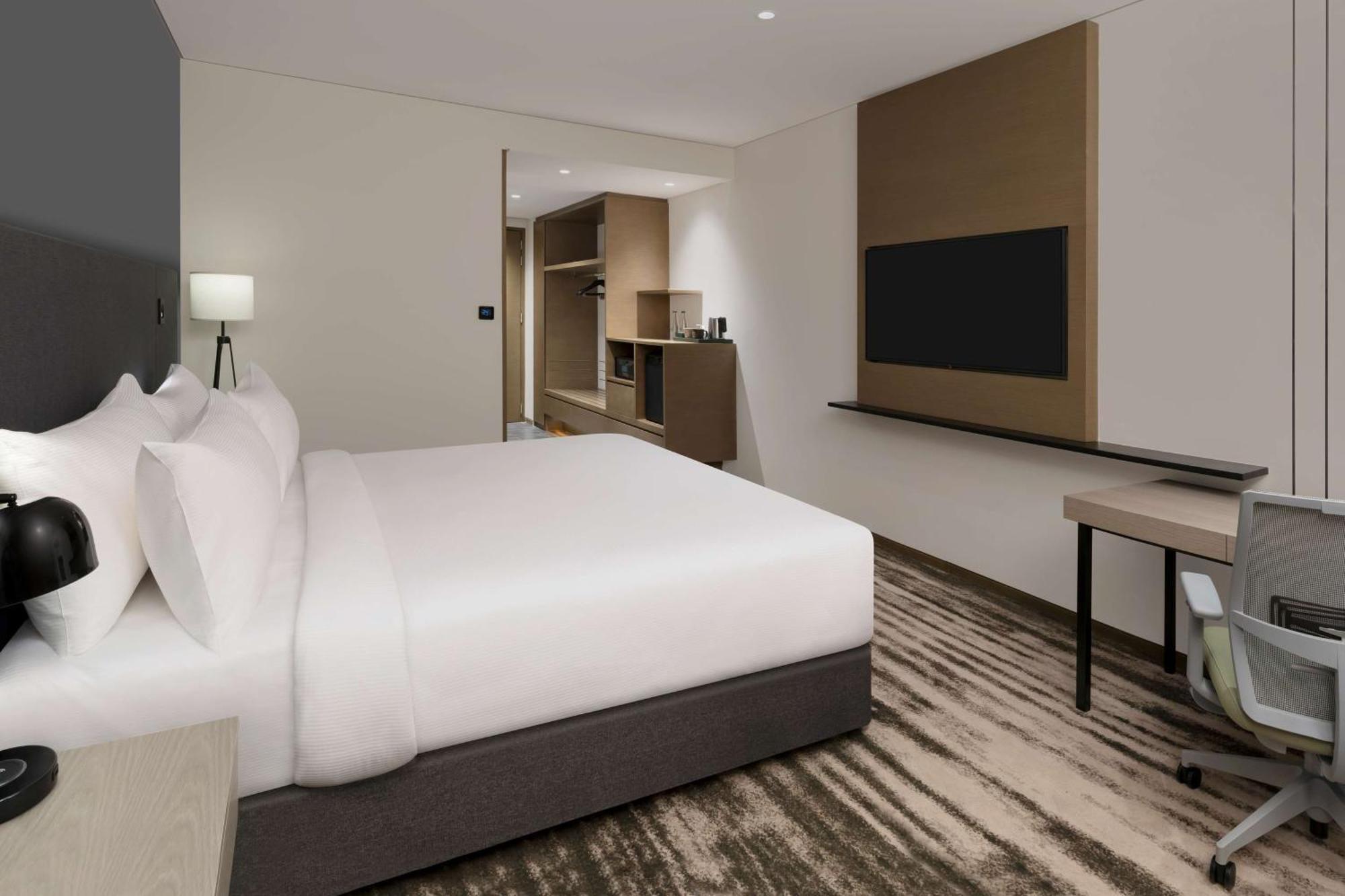 Hilton Garden Inn Bengaluru Embassy Manyata Business Park ภายนอก รูปภาพ
